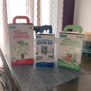 NIB Back to the Roots Grow Kit 3 Pack!